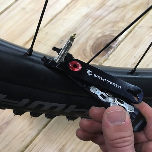 WOLFTOOTH ( �E���t�g�D�[�X ) ��p�H�� MASTER LINK COMBO PLIERS RED W