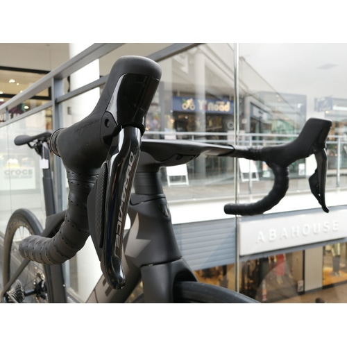 TREK MADONE SLR DISC 52サイズ/純正ハンドル・サドル付き TREK