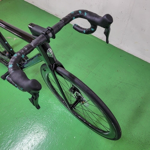 BIANCHI ( �r�A���L ) ���[�h�o�C�N SPECIALISSIMA DISC ULTEGRA DI2 ( �X�y�V�����b�V�} �f�B�X�N �A���e�O�� Di2 ) �I���W�i�������� �u���b�N �J�[�{�� UD / �}�[���C�h�X�P�[�� 53 (�g���ڈ�170cm�O��)