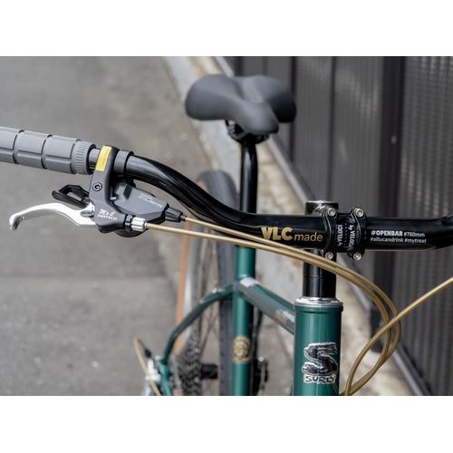 SURLY ( �T�[���[ ) �N���X�o�C�N STRAGGLER �y�r�܃`���[���[����z ( �X�g���O���[ ) �T�u�g���s�b�N�A���W�[ 49 ( �g���ڈ�165cm�O�� )