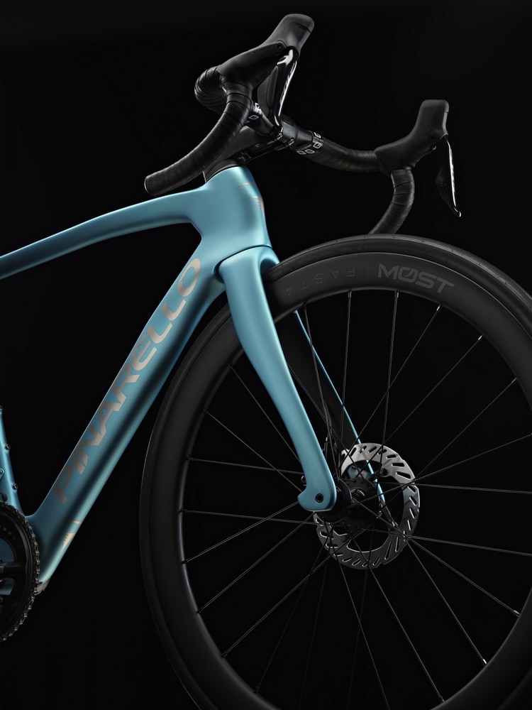 PINARELLO ( ピナレロ ) ロードバイク F5 (105 R7170系 Di2 12s/ FULCRUM R800) J222 アズーラ ルミナ 43 (身長目安155cm前後)