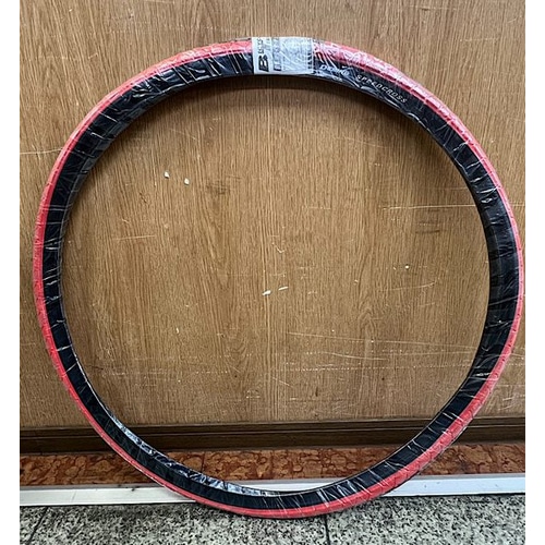 サギサカ クリンチャー カラータイヤ ブラック/レッド 700X35C ( 622 )