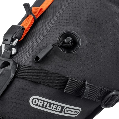 ORTLIEB ( �I���g���[�u ) �T�h���o�b�O �V�[�g�p�b�N QR �u���b�N�}�b�g 7.5L