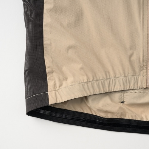 KAPELMUUR ( カペルミュール ) ベスト・ジレ ストレッチウインドベスト リップストップ バックポケット付き ベージュ S