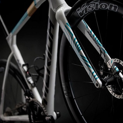 MERIDA ( _ ) [hoCN SCULTURA TEAM ( XNgD[ `[ ) p[ u[`[ ( CY25 ) EW57 48 (gڈ175cmO)