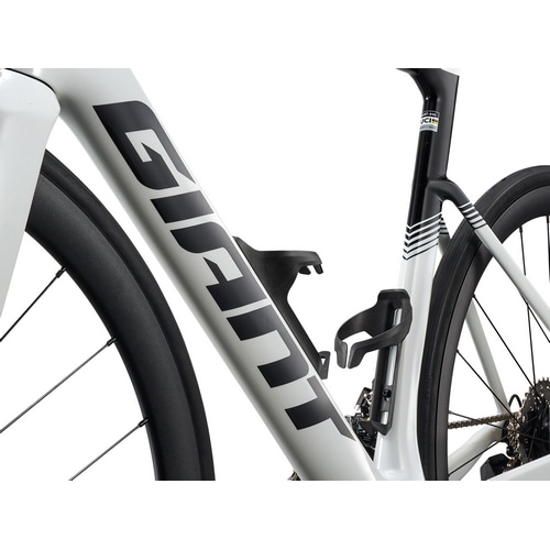 GIANT ( �W���C�A���g ) ���[�h�o�C�N PROPEL ADVANCED 2 ( �v���؃� �A�h�o���X�h 2 ) �z���C�g M(520) ( �g���ڈ�175cm�O�� )