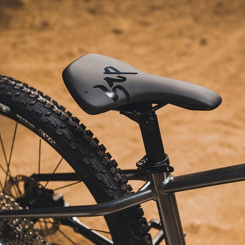 GIANT ( WCAg ) LbYoCN STP 26 ( GXeBs[ 26 ) ^bNubN 340 iKg140-160cmj