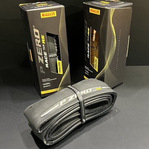 PIRELLI ( ピレリ ) チューブレスタイヤ P ZERO RACE RS TLR SPEEDCORE