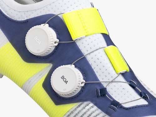 fi'zi:k ( tBW[N ) rfBOV[Y VENTO VEGA CARBON ( Fg xK J[{ ) zCg/CG[tI 40.0 ( 25.7cm )