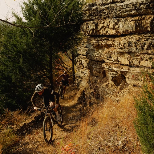 VITTORIA ( �r�b�g���A ) �`���[�u���X�^�C�� MEZCAL XC-TRAIL G2.0 TLR ( ���X�J�� �N���X�J���g���[�g���C�� G2.0 �`���[�u���X���f�B ) �I�[���u���b�N 27.5X2.25 ( 584 )