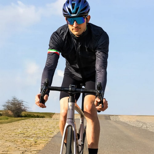 VITTORIA ( �r�b�g���A ) �N�����`���[�^�C�� RUBINO TUBE-TYPE ( ���r�m �`���[�u�^�C�v ) �u���b�N/�C�G���[ 700X28C ( 622 )