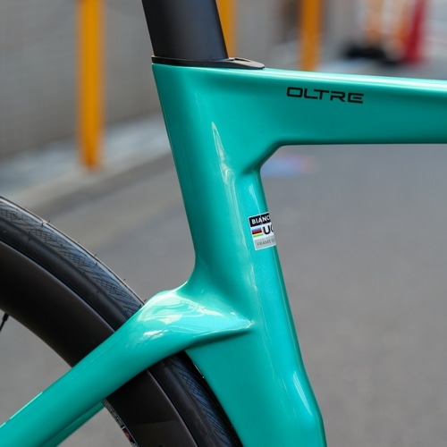 BIANCHI ( �r�A���L ) ���[�h�o�C�N OLTRE COMP 105 DI2 ( �I���g�� �R���v 105 DI2 ) ���^���b�N�`�F���X�e/�u���b�N�t���O���b�V�[ 50 ( �g���ڈ�165cm�O�� )