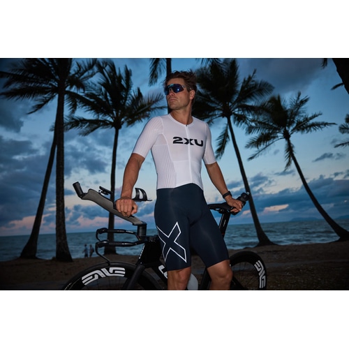 2XU ( �c�[�^�C���Y���[ ) �g���C�X�[�c LIGHT SPEED REACT SLEEVED TRISUIT ( ���C�g �X�s�[�h ���A�N�g �X���[�u �g���C�X�[�c ) BLK/WHT S