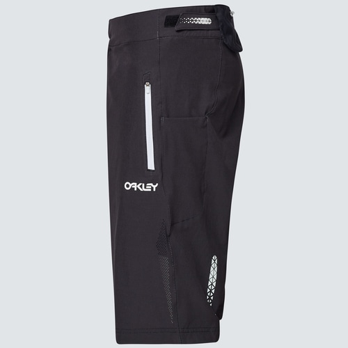 OAKLEY ( オークリー ) カジュアルパンツ REDUCT BERM SHORT ブラックアウト 30