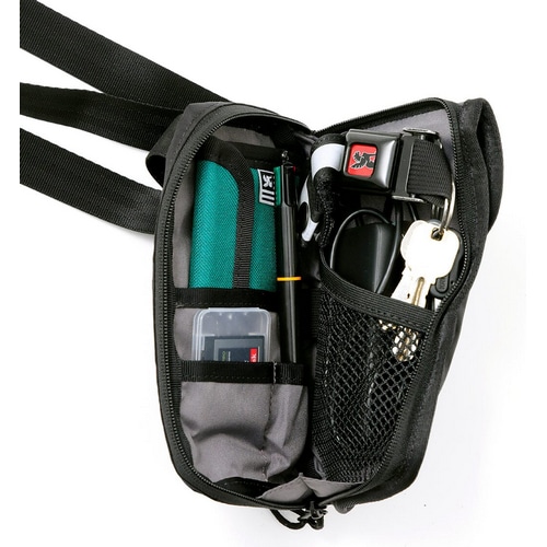 CHROME ( N[ ) EFAȆ TRAVEL TECH POUCH ( gx ebN |[` ) ubN X