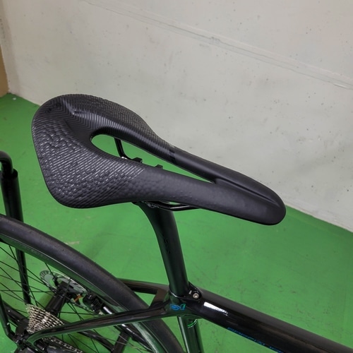 BIANCHI ( �r�A���L ) ���[�h�o�C�N SPECIALISSIMA DISC ULTEGRA DI2 ( �X�y�V�����b�V�} �f�B�X�N �A���e�O�� Di2 ) �I���W�i�������� �u���b�N �J�[�{�� UD / �}�[���C�h�X�P�[�� 53 (�g���ڈ�170cm�O��)