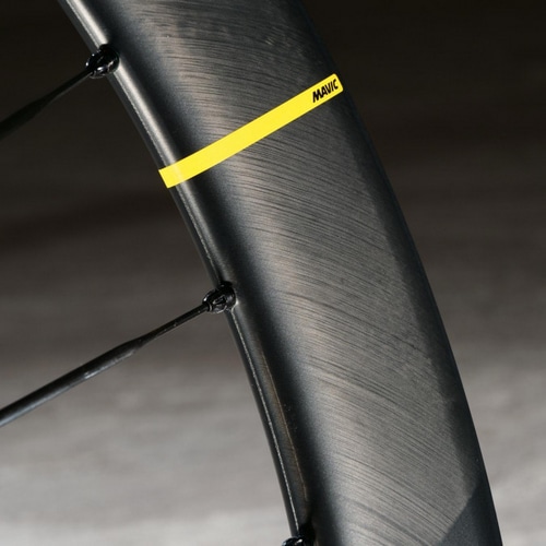 MAVIC ( }BbN ) [hoCNpzC[(fBXNu[Lp) COSMIC SLR 65 DISC 19MM ( RX~bN SLR 65 fBXN )+ YKSION PRO UST II 25C OZbg/V}mHG/700C (622x19TC) [^C:23-62mm]