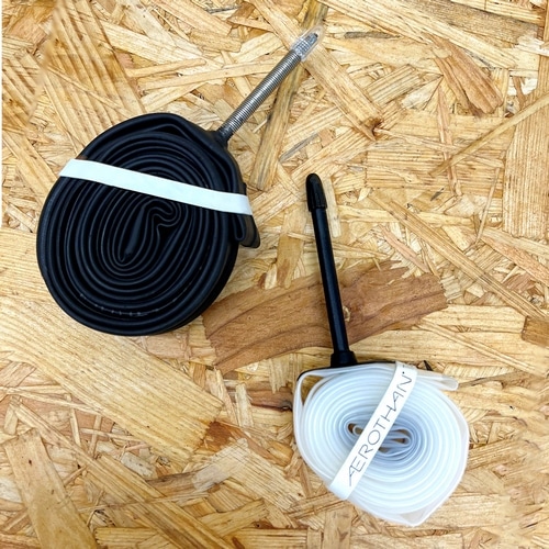 SCHWALBE ( シュワルベ ) チューブ 13E-SV 箱 AEROTHAN ( エアロザン ) 26X2.10/2.40 40MM ( 559 )