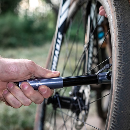 SCHWALBE ( �V�������x ) �g�їp�|���v SOS �|���v �u���[