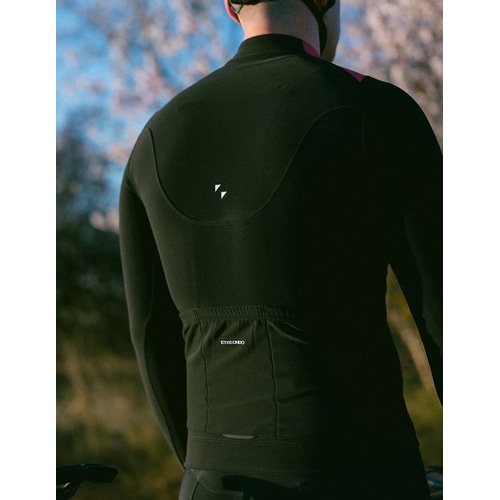 ETXE-ONDO ( �G�`�F�I���h ) �W���P�b�g URRUN GORE-TEX WINDSTOPPER JACKET ( �E������ �S�A�e�b�N�X �E�B���h�X�g�b�p�[ �W���P�b�g ) �u���b�N S