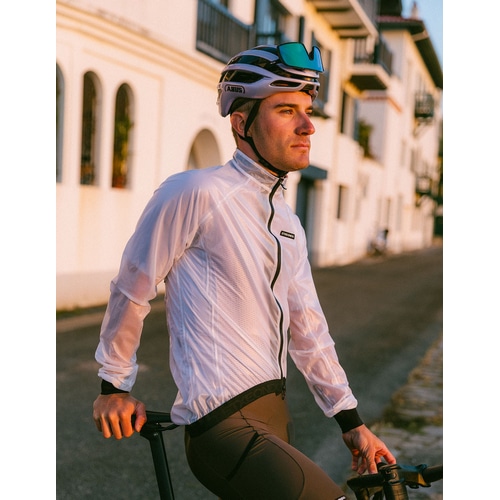 ETXE-ONDO ( �G�`�F�I���h ) �E�B���h�u���[�J�[ BUSTI JACKET ( �u�X�e�B �W���P�b�g ) �z���C�g S