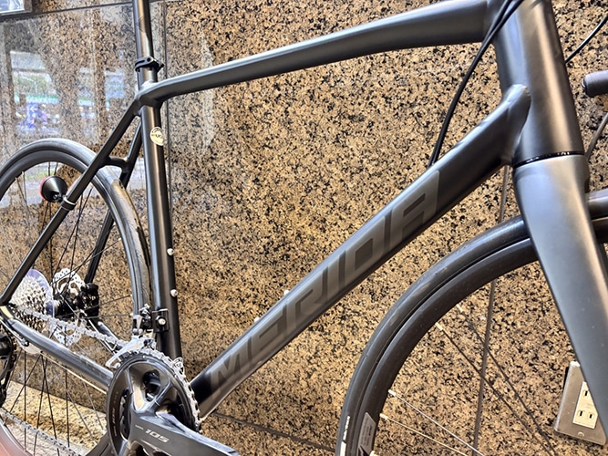 MERIDA ( �����_ ) ���[�h�o�C�N SCULTURA 400 ( �X�N���g�D�[�� 400 ) �V���N�u���b�N / �_�[�N�V���o�[ ( FK02 ) 41 / 3S (�K���g���ڈ�150-160cm�O��)