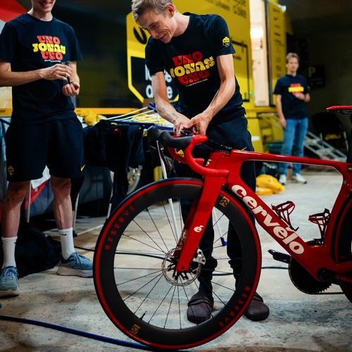 VITTORIA ( ビットリア ) チューブレスタイヤ CORSA PRO TLR ( コルサ プロ チューブレスレディ ) Red Sidewall Limited ( レッド サイドウォール リミテッド ) 700x28c ( 622 )