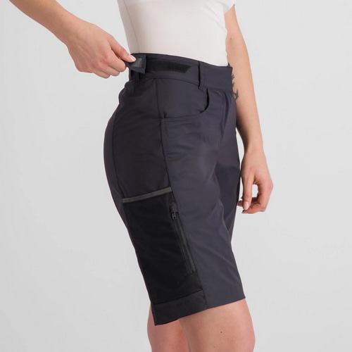 SPORTFUL ( スポルトフル ) レーサーパンツ SUPERGIARA W OVERSHORT ( スーパージアラ ウィメンズ オーバーショーツ ) ブラック S レディース