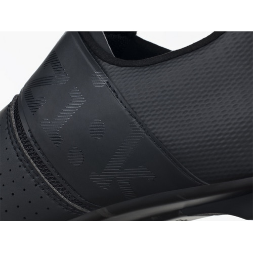 fi'zi:k ( �t�B�W�[�N ) �r���f�B���O�V���[�Y INFINITO CARBON 2 ( �C���t�B�j�b�g �J�[�{�� 2 ) �u���b�N/�u���b�N 42.5 ( 27.35cm )