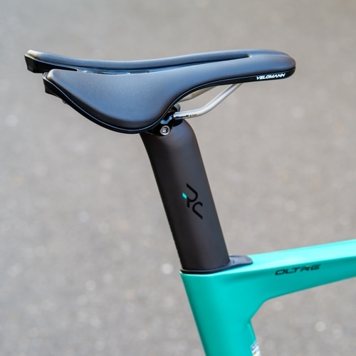 BIANCHI ( �r�A���L ) ���[�h�o�C�N OLTRE COMP 105 DI2 ( �I���g�� �R���v 105 DI2 ) ���^���b�N�`�F���X�e/�u���b�N�t���O���b�V�[ 50 ( �g���ڈ�165cm�O�� )