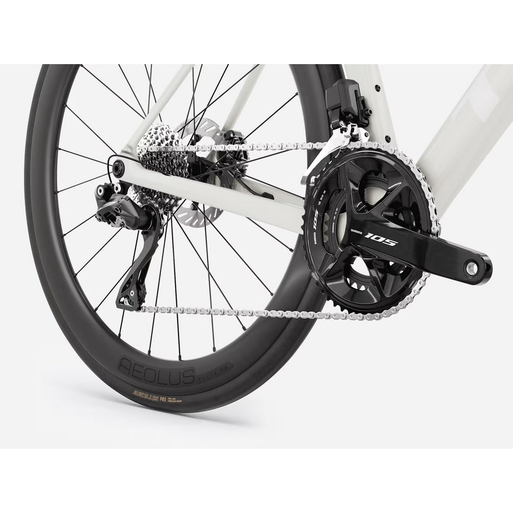 TREK ( トレック ) ロードバイク MADONE SL 6 GEN 8 ( マドン SL 6 ジェネレーション 8 ) エラホワイト XS ( 身長目安155cm前後 )