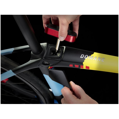 TREK ( gbN ) [hoCN DOMANE SLR 9 AXS ( h}[l SLR 9 AXS ) gbNubN 62 ( Kg195-200cmO )