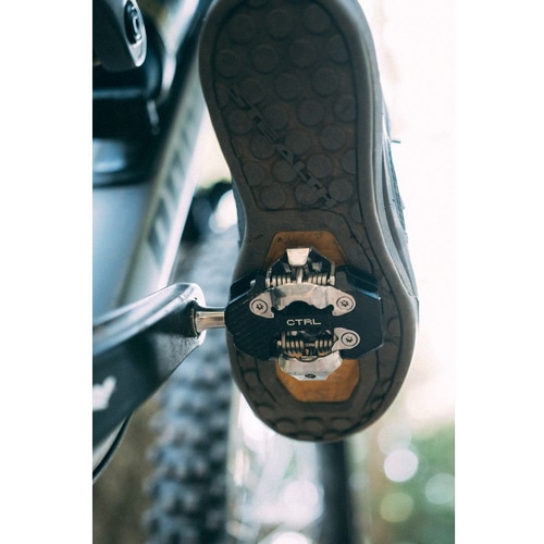 WOLFTOOTH ( �E���t�g�D�[�X ) MTB�p�r���f�B���O�y�_�� CTRL TRAIL CLIPLESS PEDAL ( CTRL �g���C�� �N���b�v���X �y�_�� ) �u���b�N