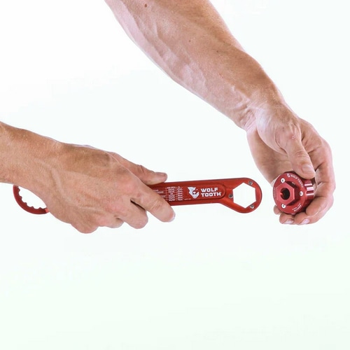 WOLFTOOTH ( ウルフトゥース ) 専用工具 BOTTOM BRACKET TOOLS ( ボトムブラケットツール ) レッド 44MM/16NOTCH