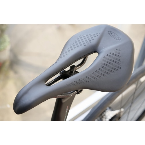 BIANCHI ( ビアンキ ) ロードバイク OLTRE ( オルトレ ) XR4 CV R7170 【入間オリジナル完成車】 ブラック 47 ( 適応身長目安160cm )