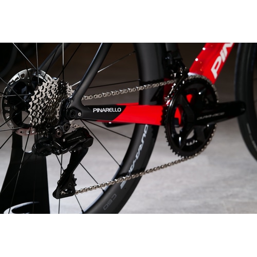 PINARELLO ( si ) [hoCN DOGMA F DISK ( hO} F fBXN ) D402 T~bg bh 53 iKg180cmOj yX܃IWiԁz