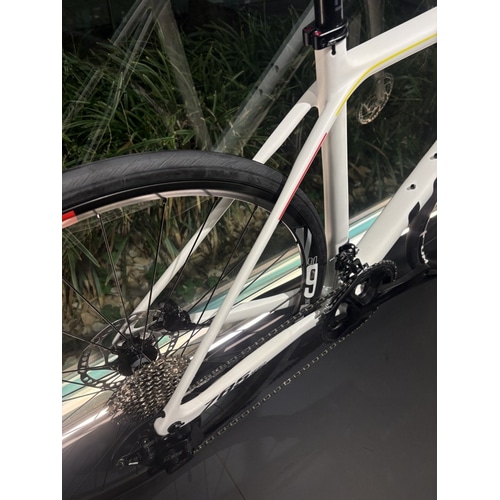 LOOK ( ルック ) ロードバイク 【大阪本館限定オリジナル完成車】 785 HUEZ DISC 2 ( 785 ヒュエズ ディスク ツー ) プロチームホワイト S ( 身長目安170cm前後 )