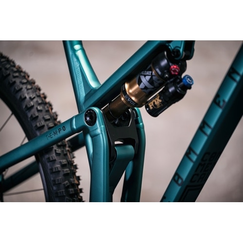 COMMENCAL ( �R�����T�� ) �}�E���e���o�C�N T.E.M.P.O. ESSENTIAL ( �e���| �G�b�Z���V���� ) ���^���b�N�O���[�� M (�g���ڈ�168-180cm�O��)