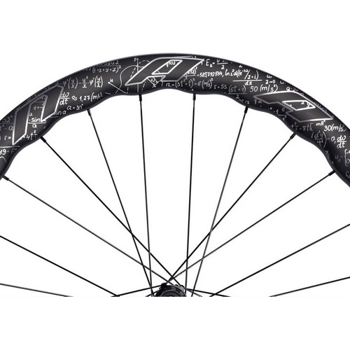 WINSPACE ( �E�B���X�y�[�X ) ���[�h�o�C�N�p�z�C�[��(�f�B�X�N�u���[�L�p) UNAAS HARD 2 ( �E�i�X �n�[�h2 ) �}�X �}�g���b�N�X �O��Z�b�g / �V�}�mHG / 700C(622-����21.4mm)[�^�C�����ڈ�:25-28mm]