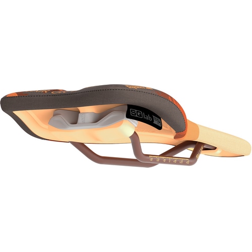 SQ-LAB ( エスキューラブ ) サドル 611 ERGOWAVE ACTIVE2.1 S-TUBE ( 611 エルゴウェーブ アクティブ2.1 S-チューブ ) フェア オン トレイル限定グラフィック 14cm