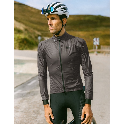 ETXE-ONDO ( エチェオンド ) ウィンドブレーカー EON JACKET ( エオン ジャケット ) アンスラサイト S