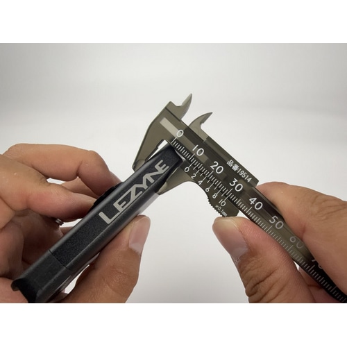 LEZYNE ( ���U�C�� ) �t�����g���C�g ROAD DRIVE 500 ( ���[�h �h���C�u 500 ) �u���b�N
