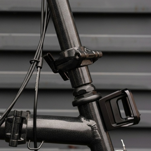 BROMPTON ( �u�����v�g�� ) �t���[�������E���A�f�B���C���[�n���K�[ FORGED FRONT CARRIER BLOCK ( �t�H�[�W�h �t�����g�L�����A�u���b�N ) �u���b�N