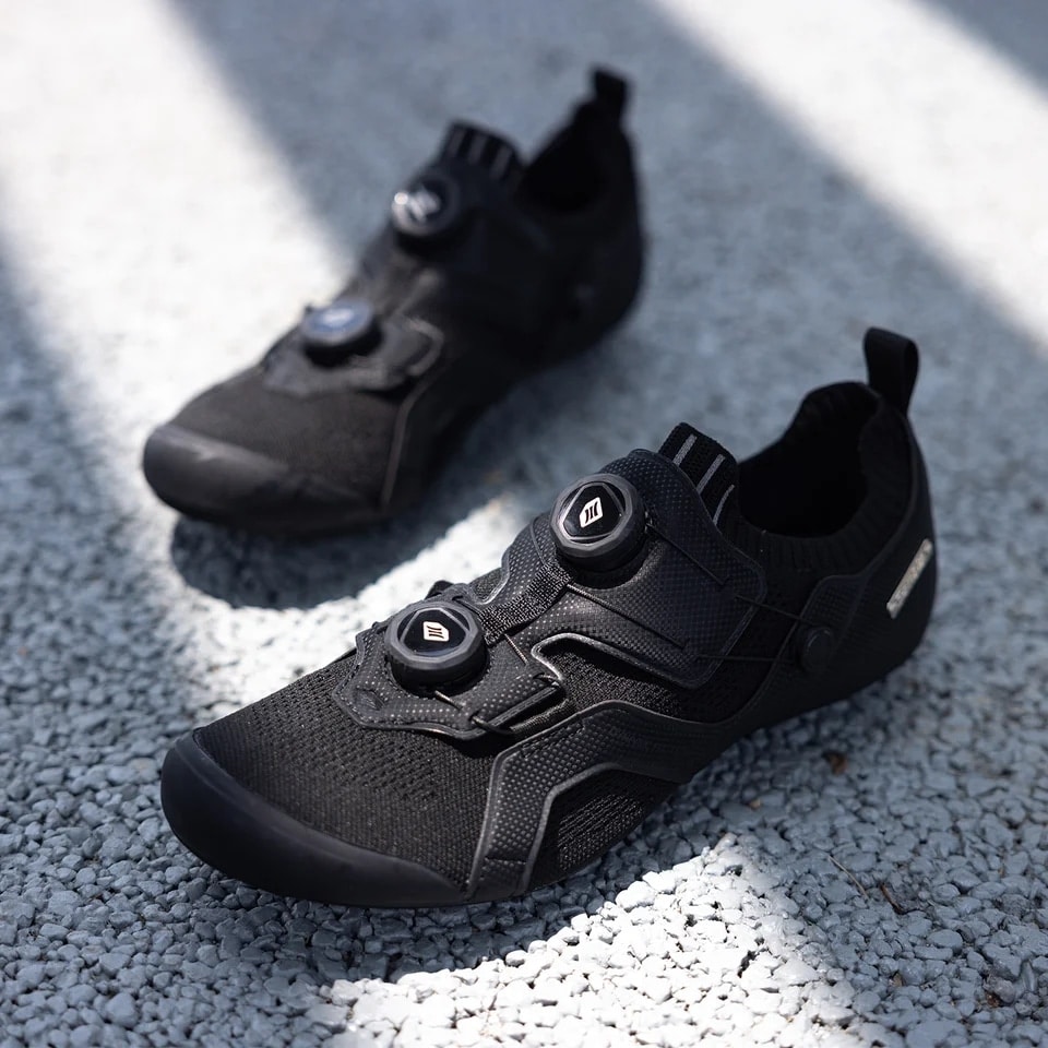 SANTIC ( サンティック ) ビンディングシューズ LU TUO CARBON ROAD SHOES ( ルー トゥオ カーボン ロード シューズ ) ブラック 43 ( 27.5cm )