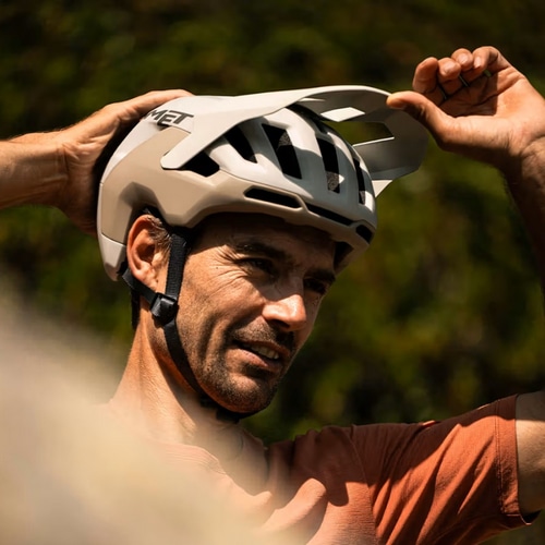 MET ( bg ) X|[cwbg REVO MIPS ( { ~bvX ) I[u }bg M (56-58cm)