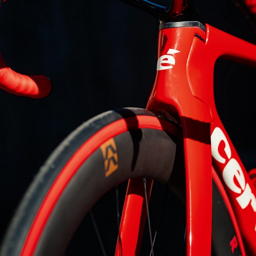 VITTORIA ( ビットリア ) チューブレスタイヤ CORSA PRO TLR ( コルサ プロ チューブレスレディ ) Red Sidewall Limited ( レッド サイドウォール リミテッド ) 700x28c ( 622 )