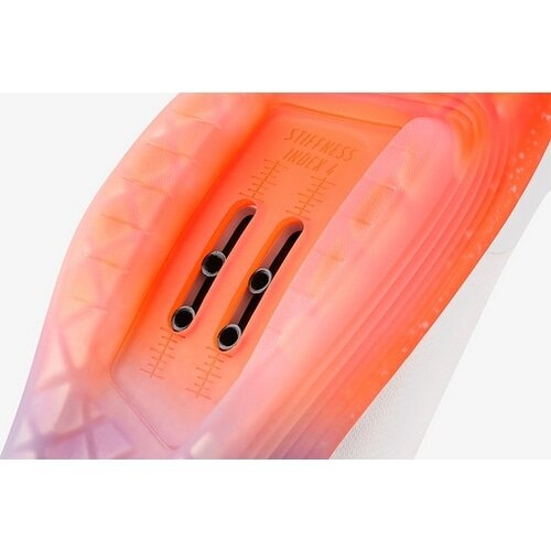 fi'zi:k ( �t�B�W�[�N ) �r���f�B���O�V���[�Y BEAT ( �r�[�g ) �z���C�g/�I�����W 42.0 ( 27.0cm )