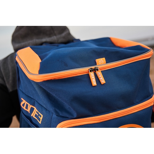 ZONE3 ( �]�[���X���[ ) �o�b�N�p�b�N TRANSITION BACKPACK ( �g�����W�V���� �o�b�N�p�b�N ) �l�C�r�[/�I�����W