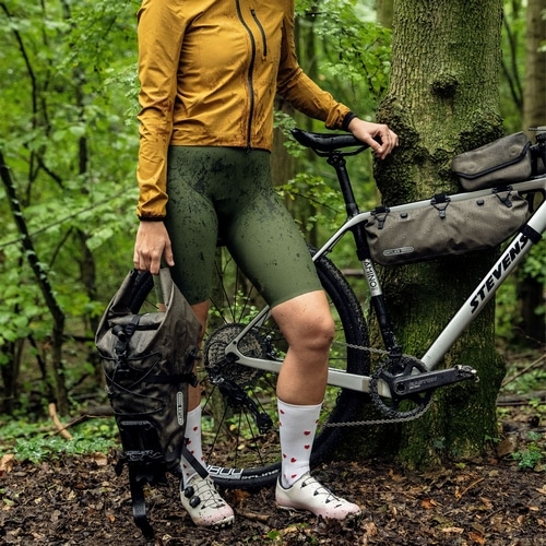 ORTLIEB ( �I���g���[�u ) �T�h���o�b�O �V�[�g�p�b�N QR �_�[�N�T���h 13L