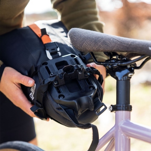 ORTLIEB ( �I���g���[�u ) �T�h���o�b�O �V�[�g�p�b�N QR �u���b�N�}�b�g 7.5L